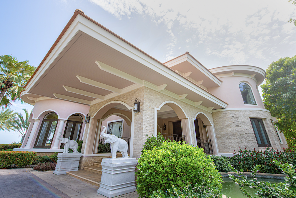 PRIVATE RESIDENCE